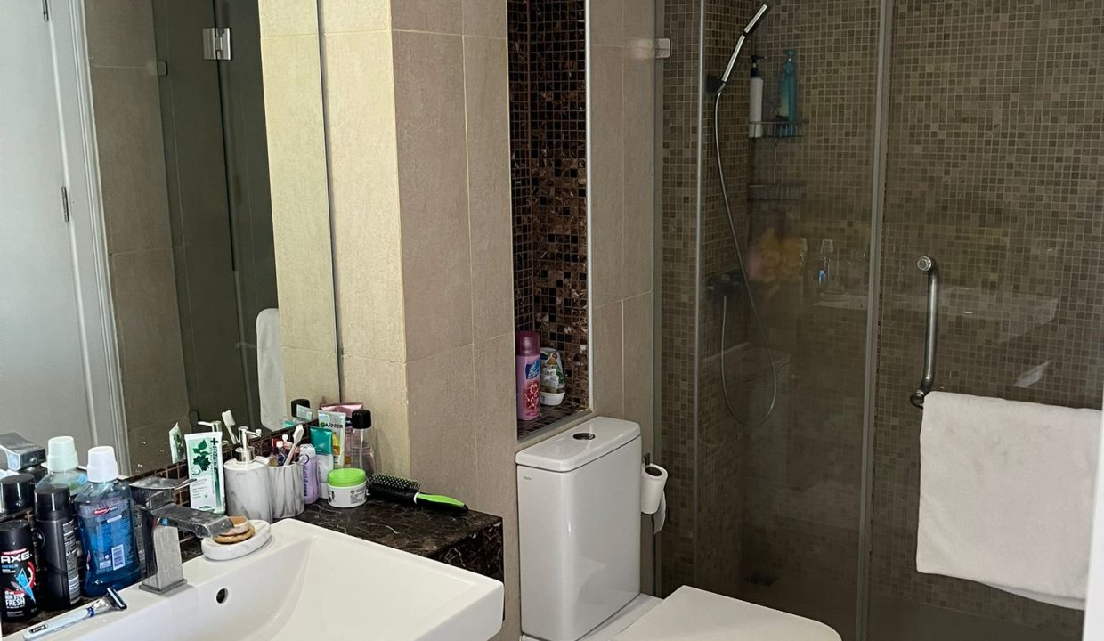 WhatsApp Image 2025-08-28 at 12.18.33_52887611